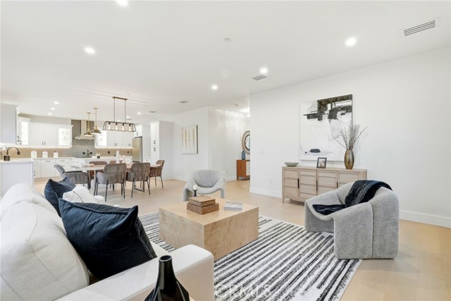 MLS #SR25237589 image #2