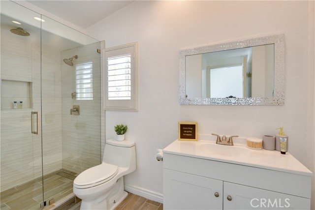 MLS #SR25237701 image #8