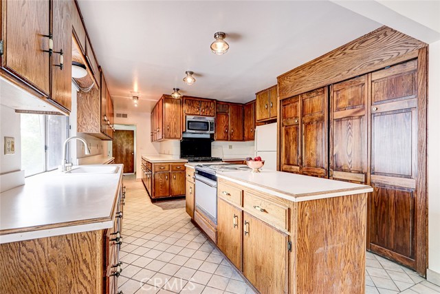 MLS #SR25237855 image #1