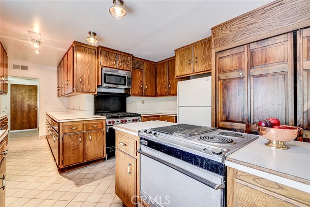 MLS #SR25237855 image #26