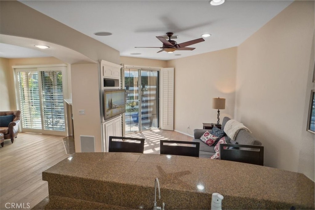 MLS #SR25237908 image #11