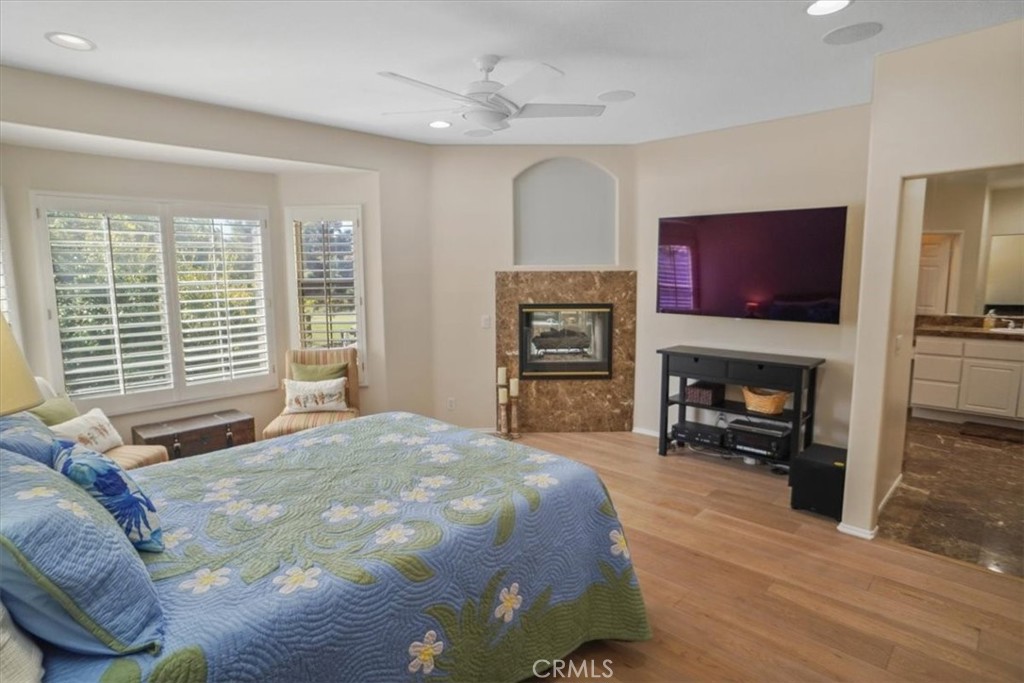 MLS #SR25237908 image #12