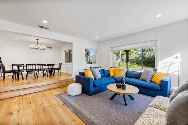 MLS #SR25238228 image #4