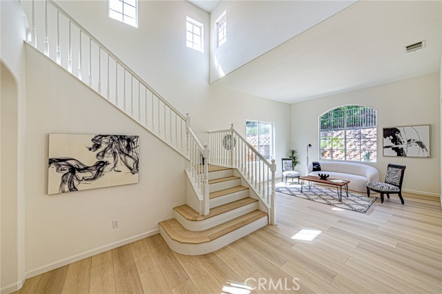 MLS #SR25238443 image #1