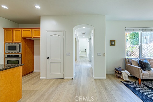 MLS #SR25238443 image #8