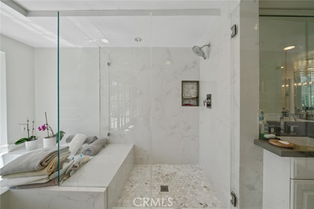 MLS #SR25238457 image #11