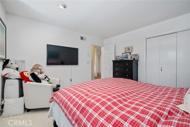 MLS #SR25238457 image #14