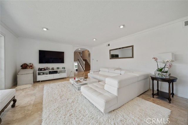 MLS #SR25238457 image #5