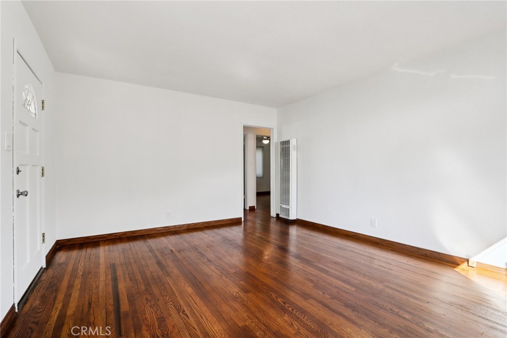 MLS #SR25238579 image #4