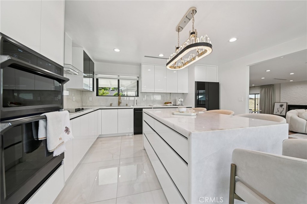 MLS #SR25238628 image #17