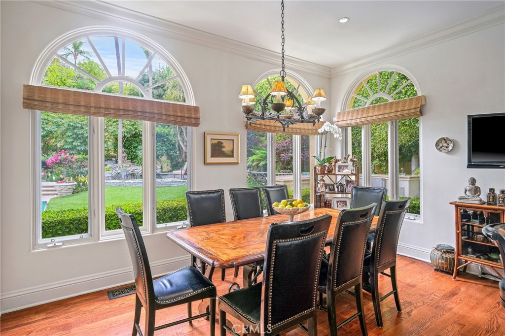 MLS #SR25238686 image #17