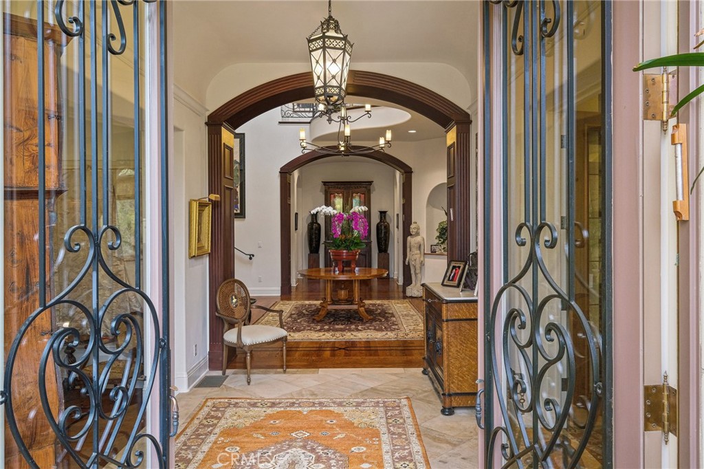 MLS #SR25238686 image #2