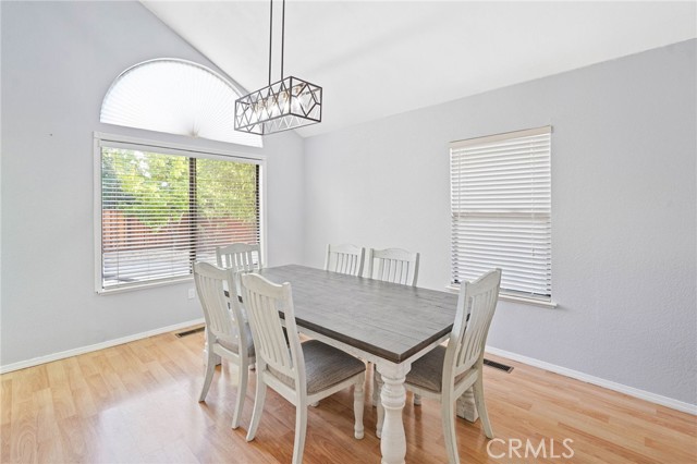 MLS #SR25238710 image #8