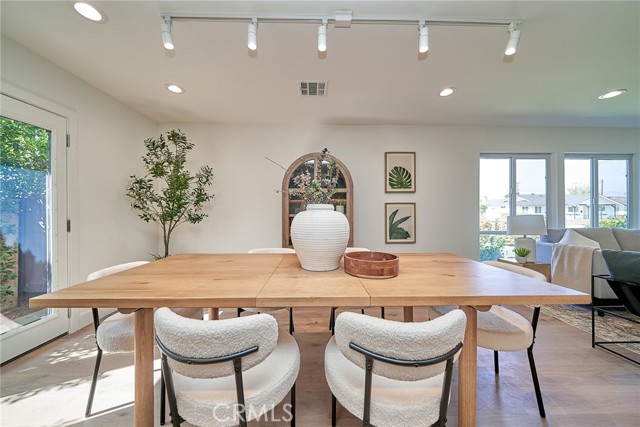 MLS #SR25238803 image #16