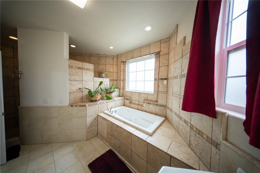 MLS #SR25239034 image #15