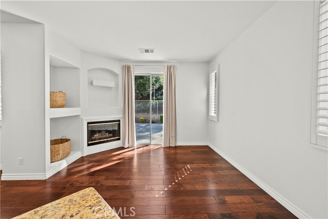 MLS #SR25239095 image #9