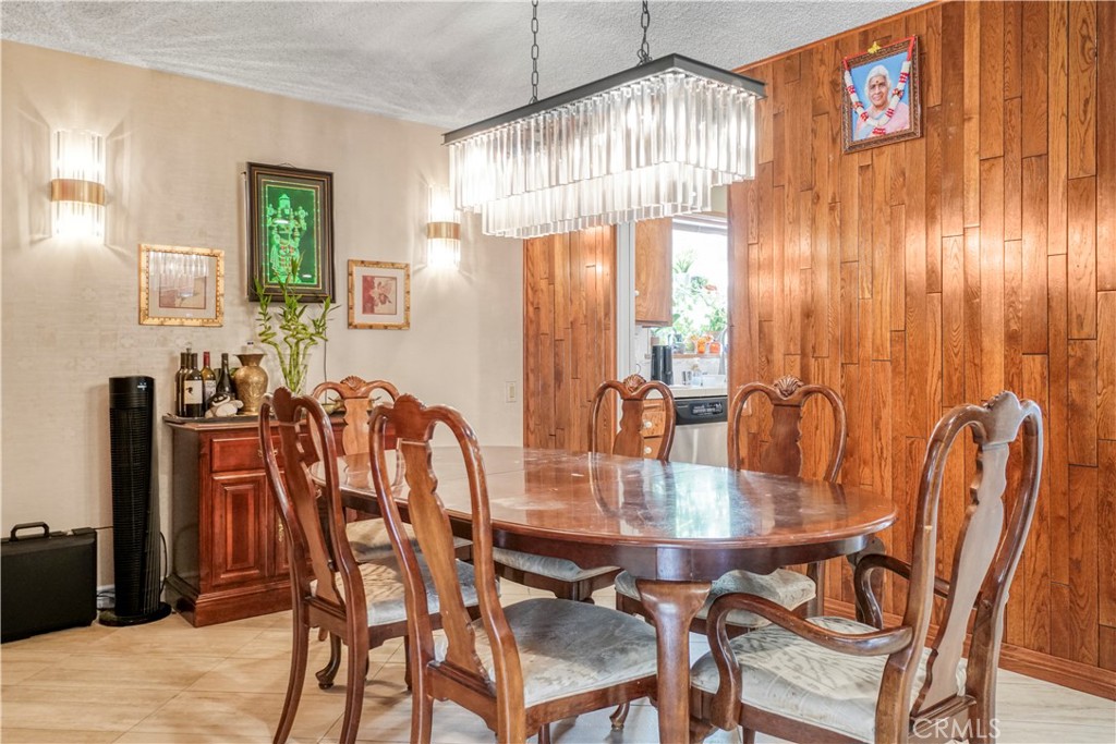 MLS #SR25239100 image #12