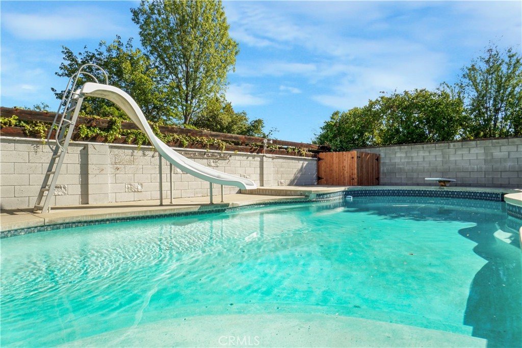 MLS #SR25239100 image #5