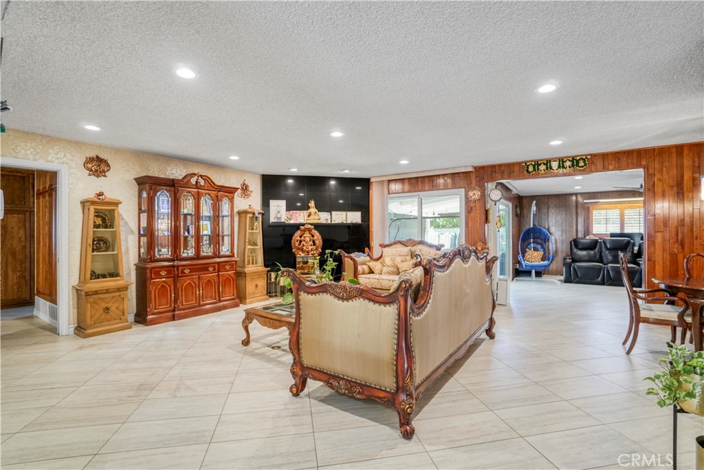 MLS #SR25239100 image #9