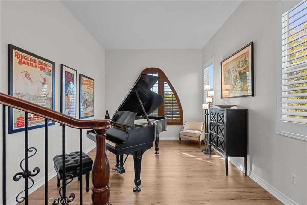 MLS #SR25239139 image #10