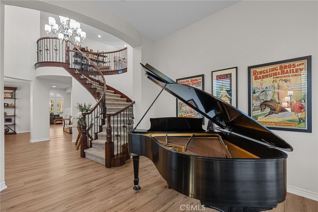 MLS #SR25239139 image #11