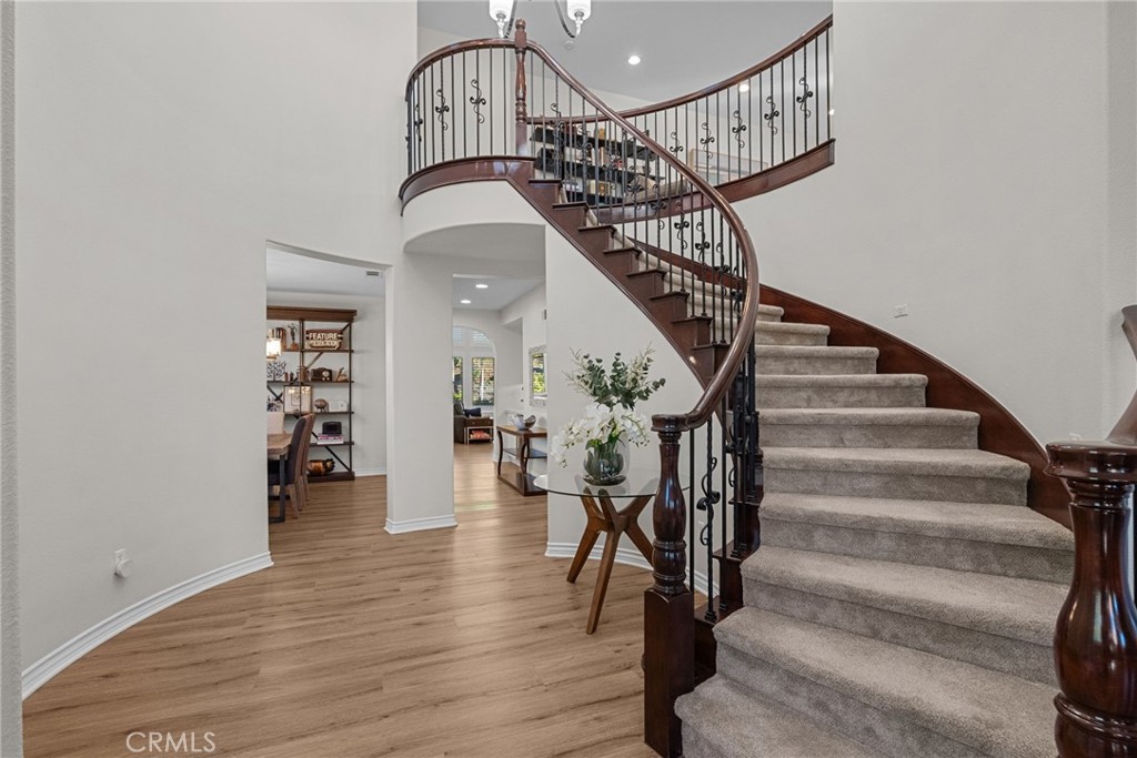 MLS #SR25239139 image #9