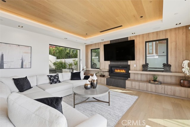 MLS #SR25239229 image #14