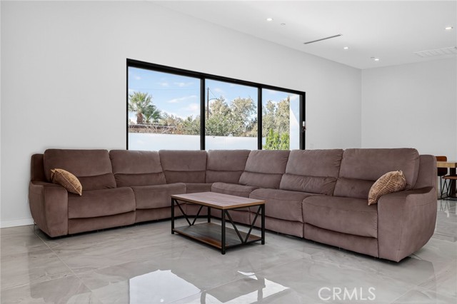 MLS #SR25239558 image #11