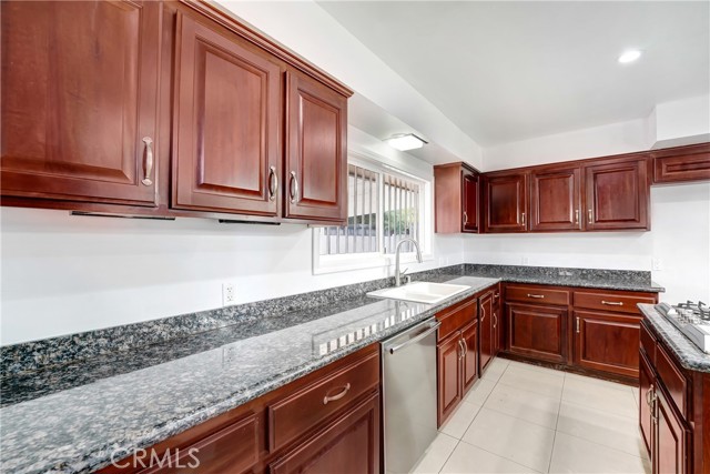 MLS #SR25239775 image #6