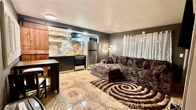 MLS #SR25239902 image #1