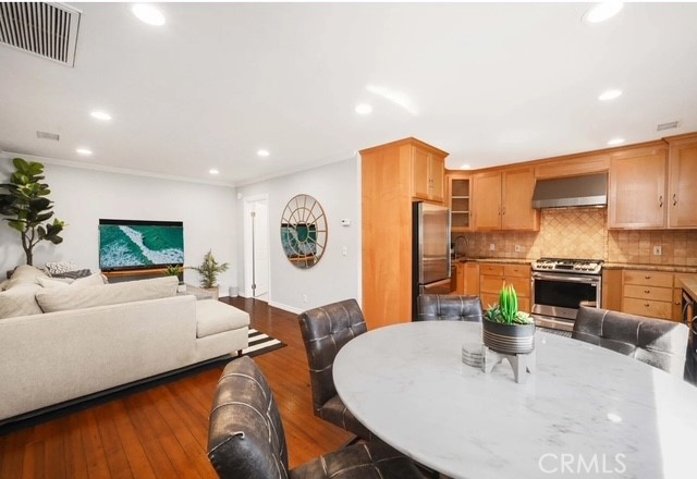 MLS #SR25240000 image #8