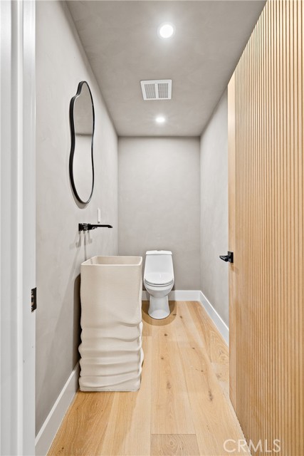 MLS #SR25240268 image #9