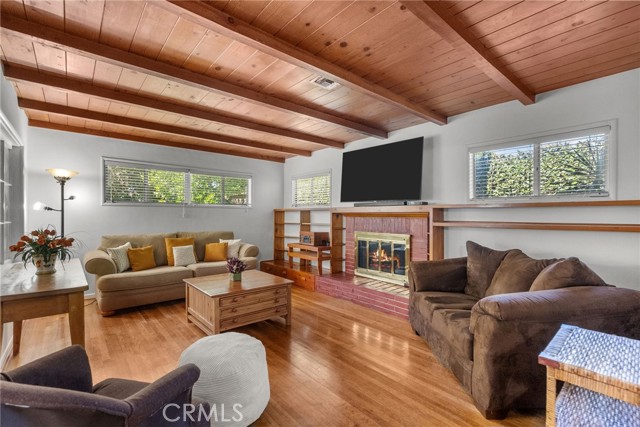 MLS #SR25240271 image #2