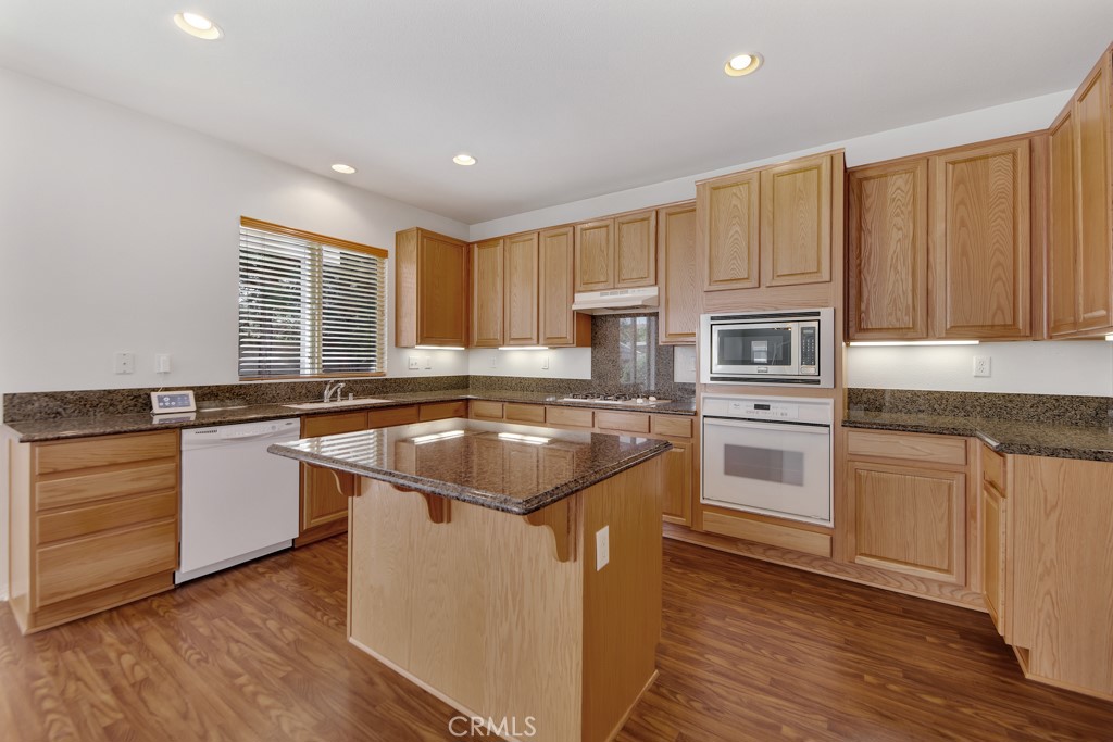 MLS #SR25240276 image #12