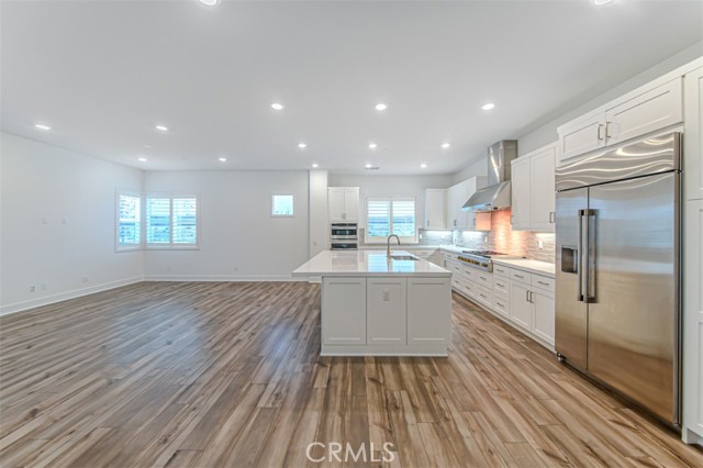 MLS #SR25240292 image #10