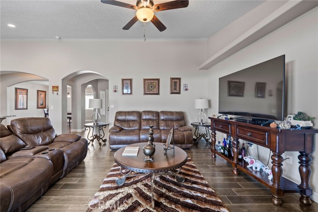 MLS #SR25240303 image #1