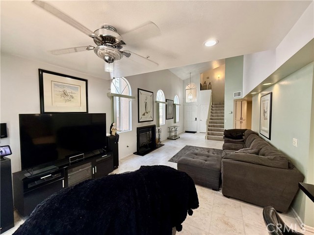 MLS #SR25240394 image #3