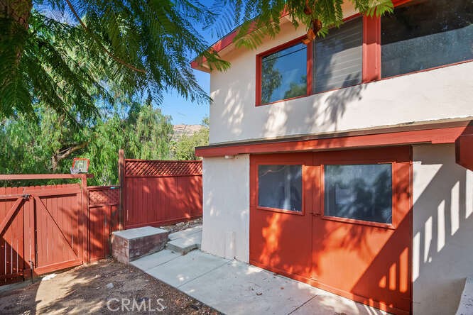 MLS #SR25240396 image #8