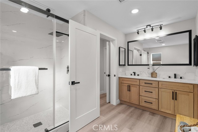 MLS #SR25240433 image #10