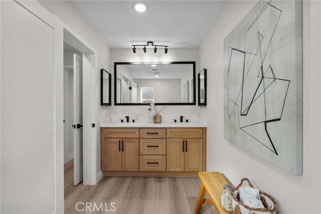 MLS #SR25240433 image #11