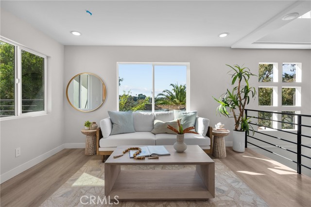 MLS #SR25240433 image #7