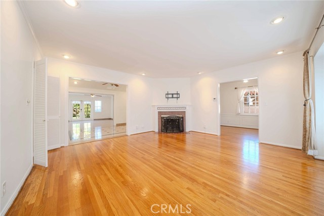 MLS #SR25240560 img 4