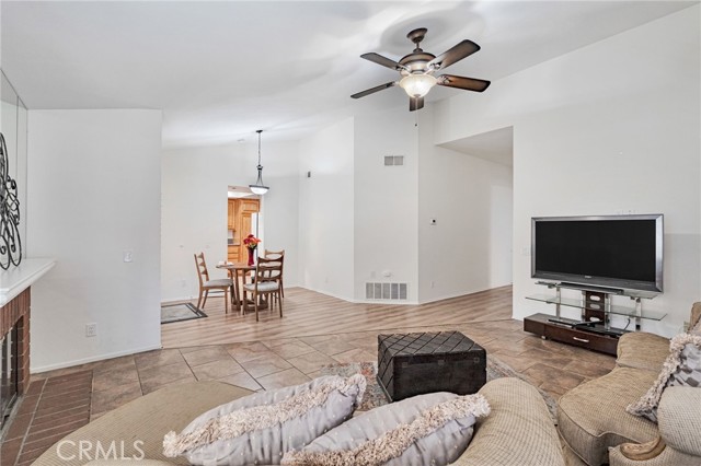 MLS #SR25200159 image #8