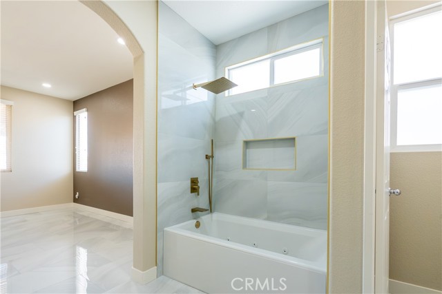 MLS #SR25240618 image #4