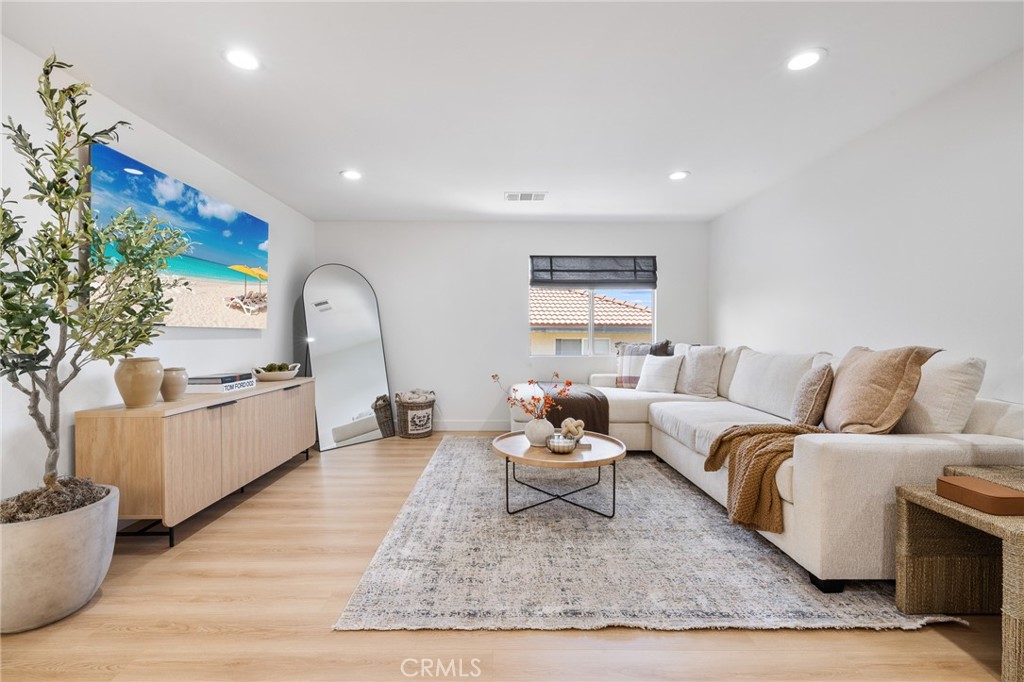 MLS #SR25240684 image #24