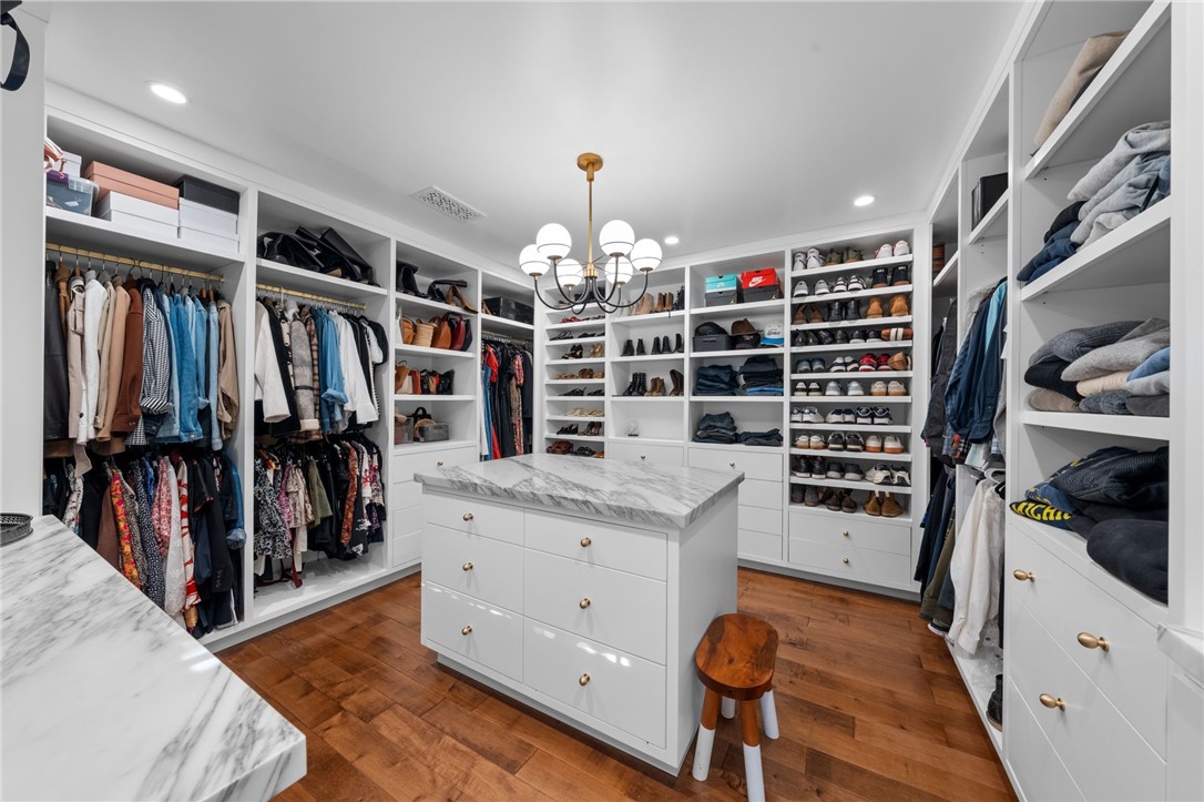 MLS #SR25240733 img 4