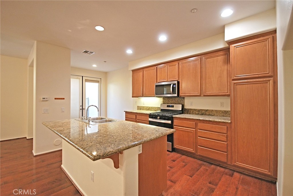 MLS #SR25240766 image #1