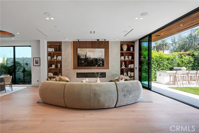 MLS #SR25240958 image #9