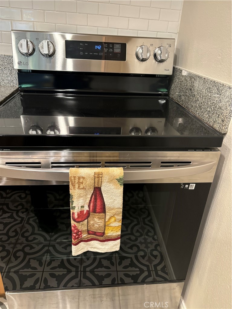 MLS #SR25240992 image #8