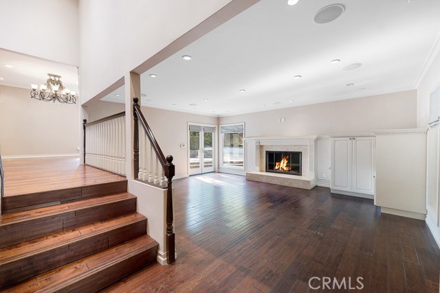 MLS #SR25241096 image #8